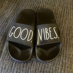 RAE DUNN slide sandals